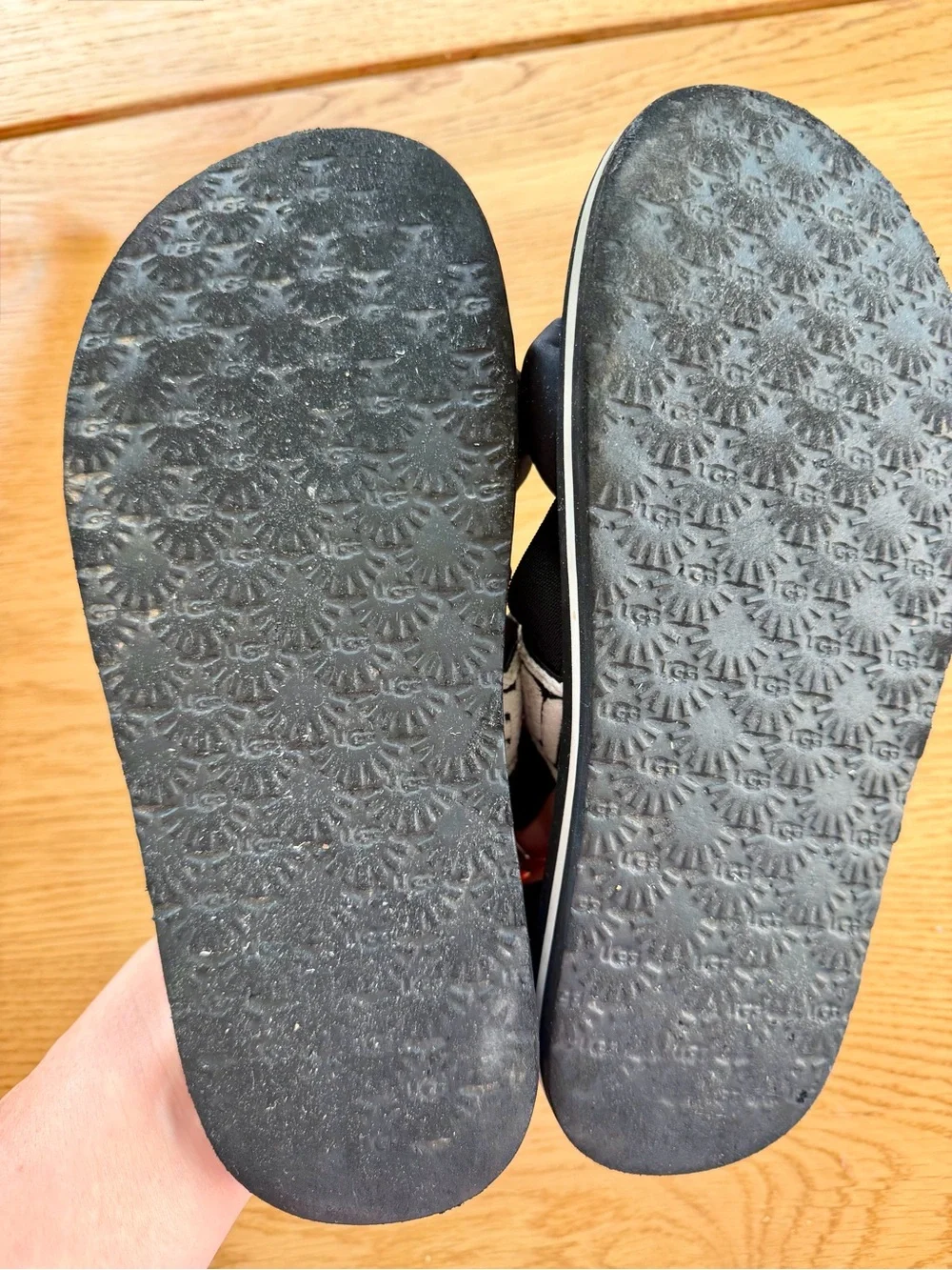UGG slip sandals